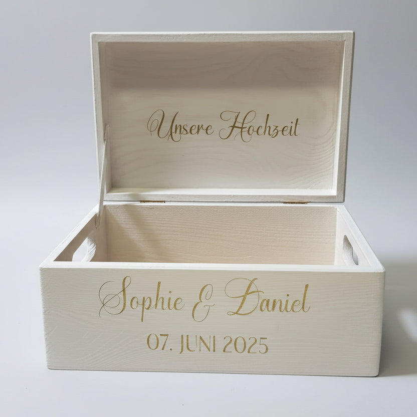 Wooden wedding keepsake box – hand-painted &amp; personalized (without engraving)