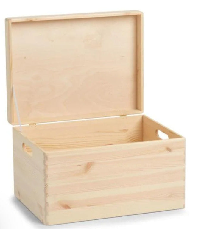 Wooden wedding keepsake box – hand-painted &amp; personalized (without engraving)